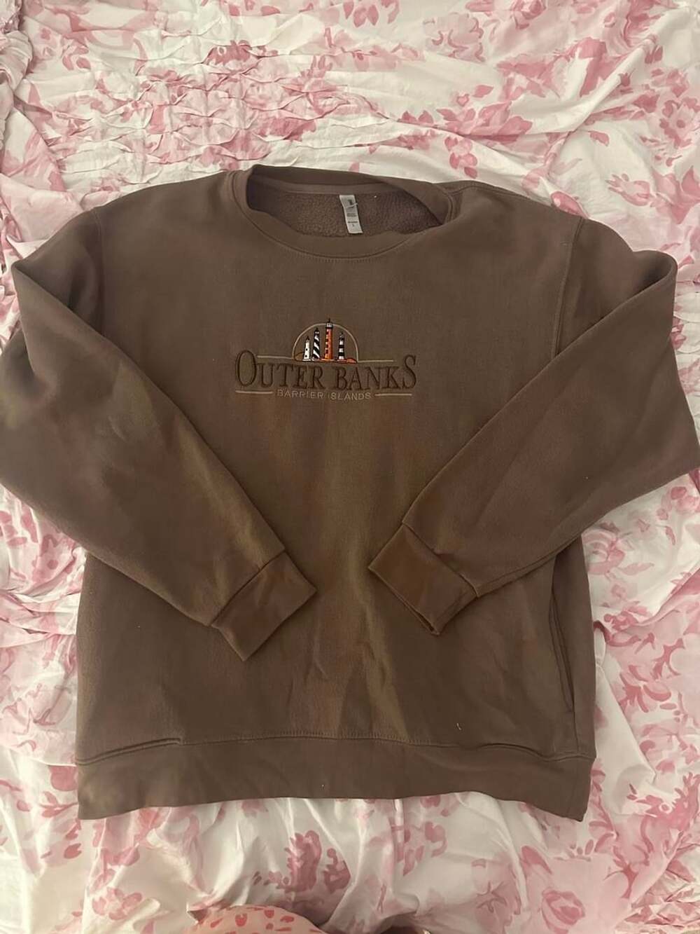 TEEMAX Outer Banks Sweatshirt Size L Brown Barrier Islands Lighthouse